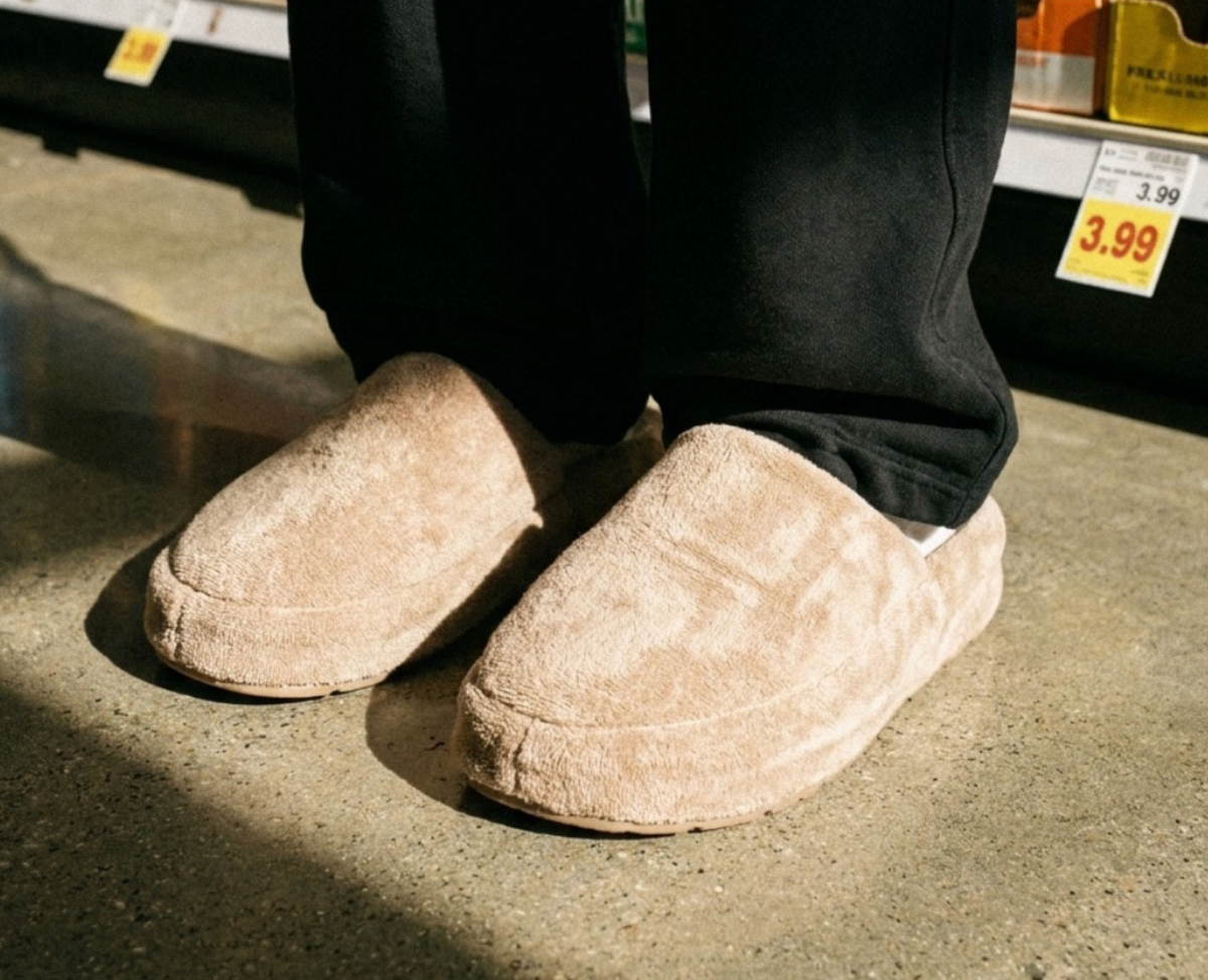 DEEBO Khaki Slides -