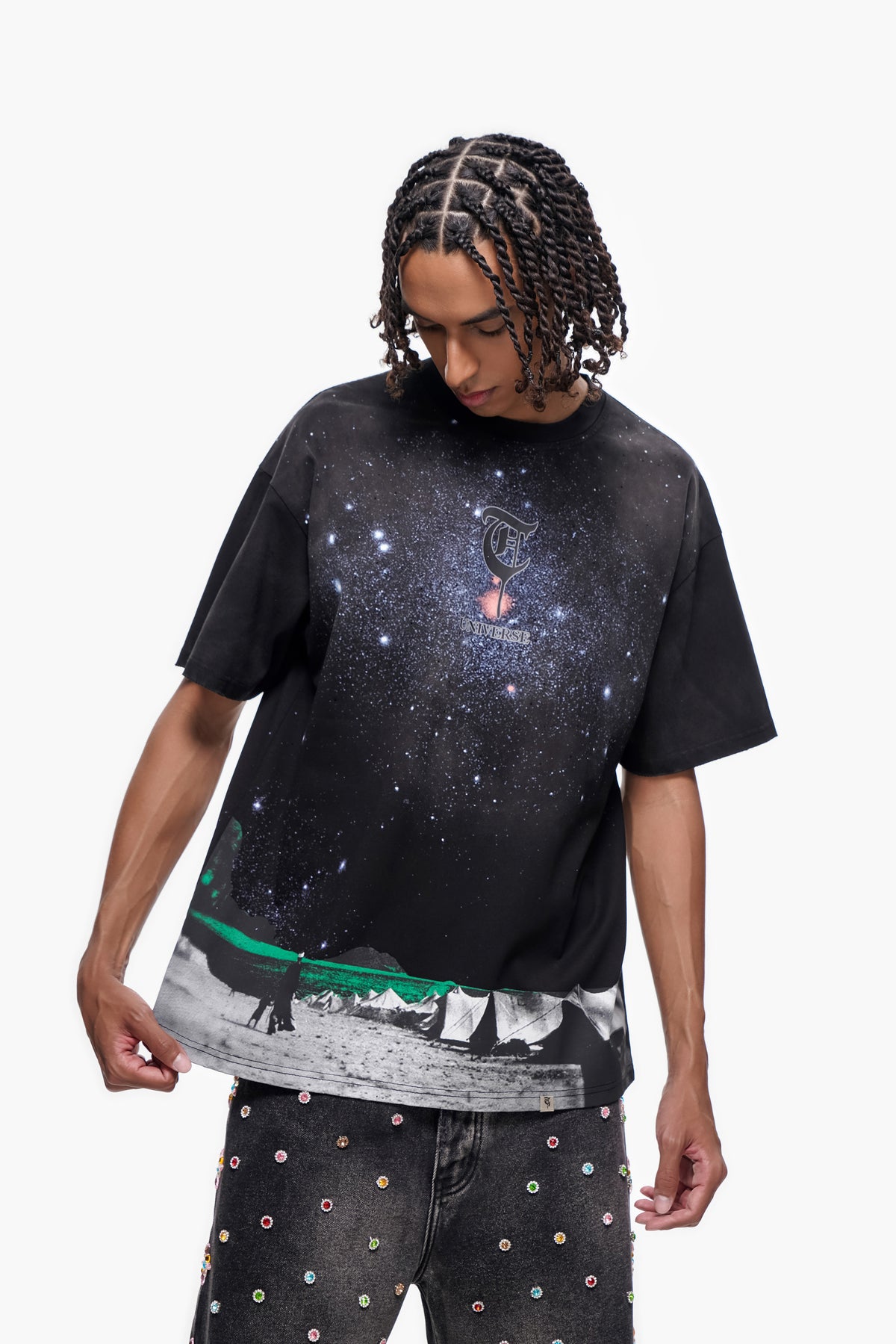 LIGHT FROM BELOW Black tee -