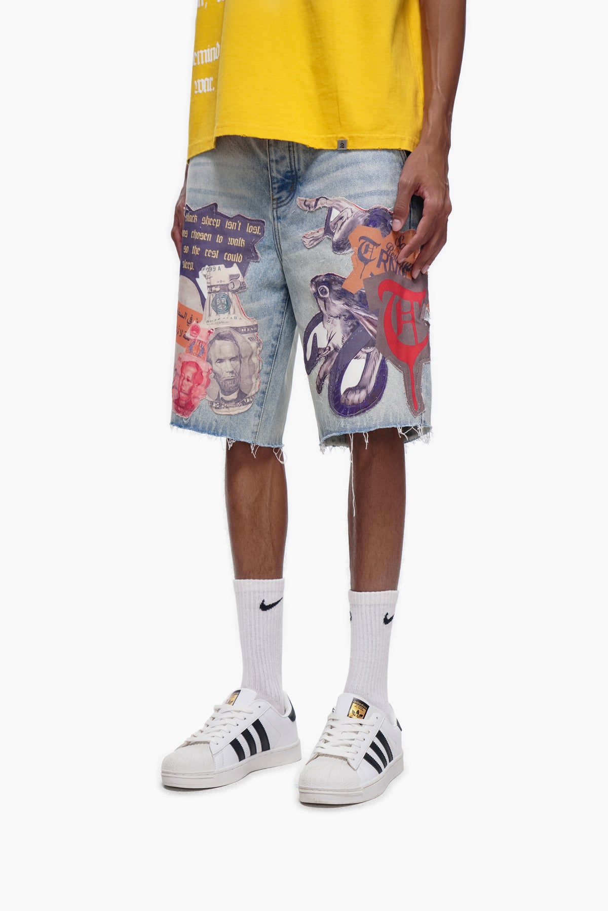 COLLAGE - Light Blue Wash Denim Shorts -