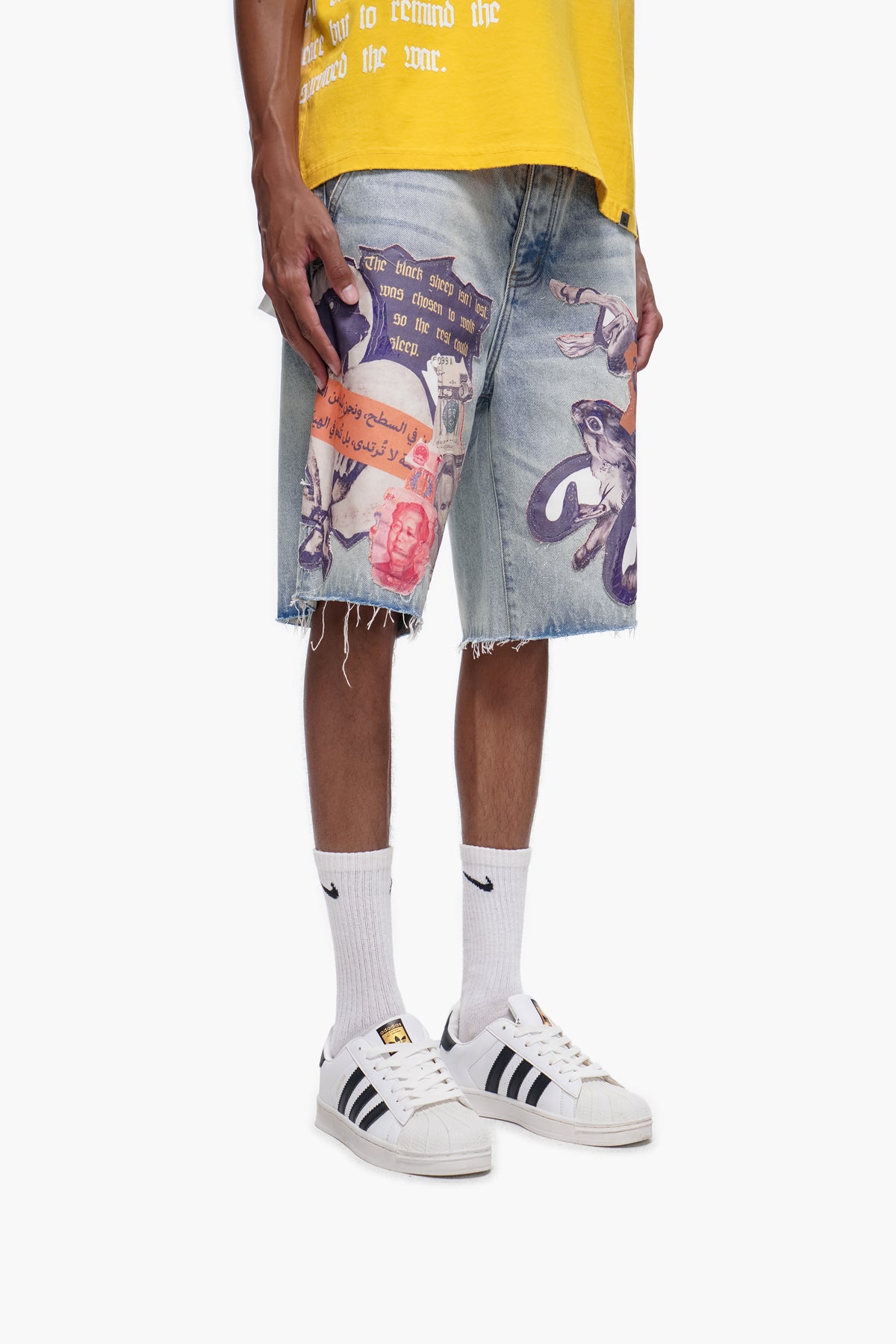 COLLAGE - Light Blue Wash Denim Shorts -