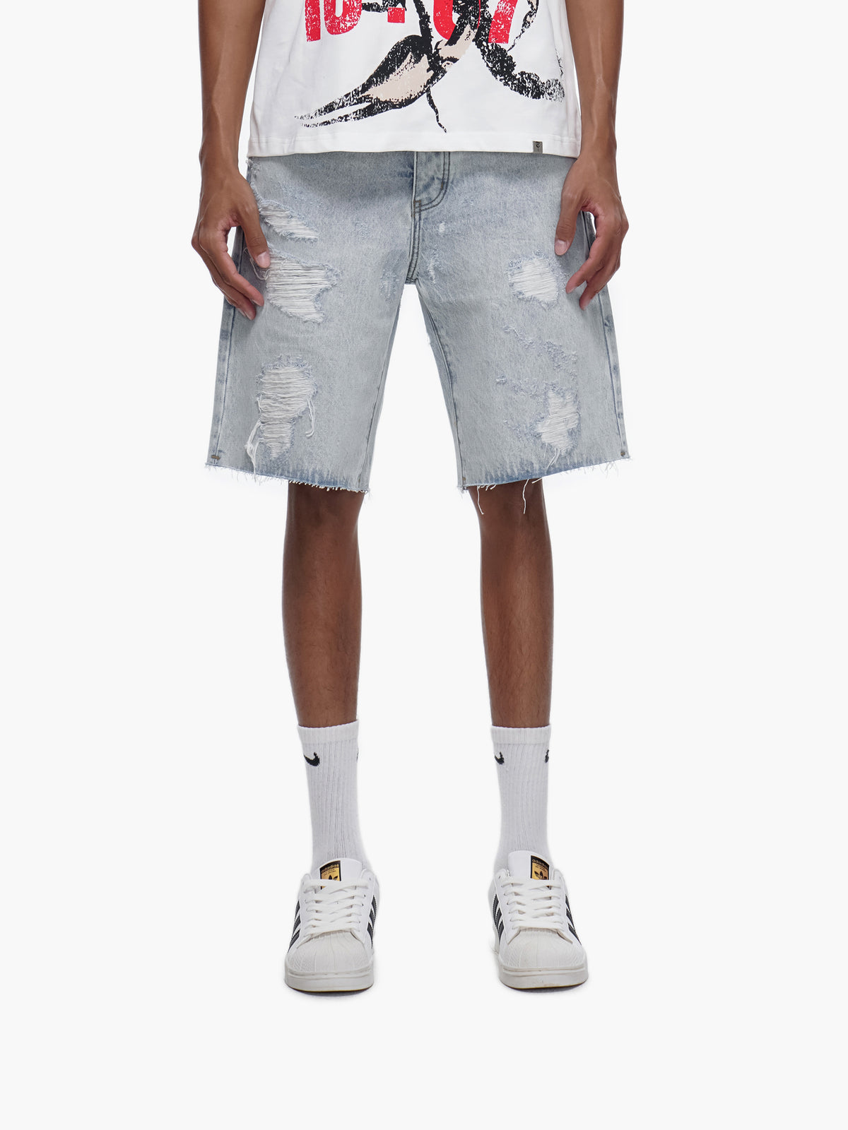 DISTRICT - Light Blue Wash Denim Shorts -