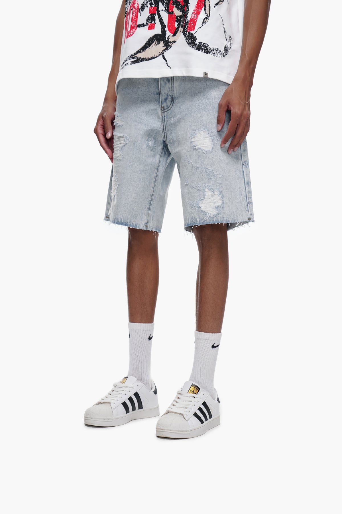 DISTRICT - Light Blue Wash Denim Shorts -