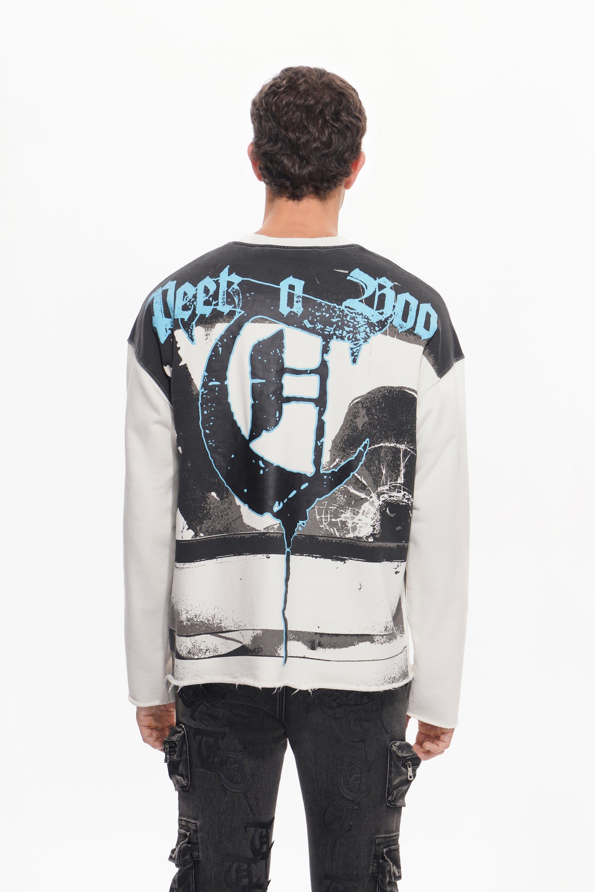 PEEK A BOO White Long Sleeve-