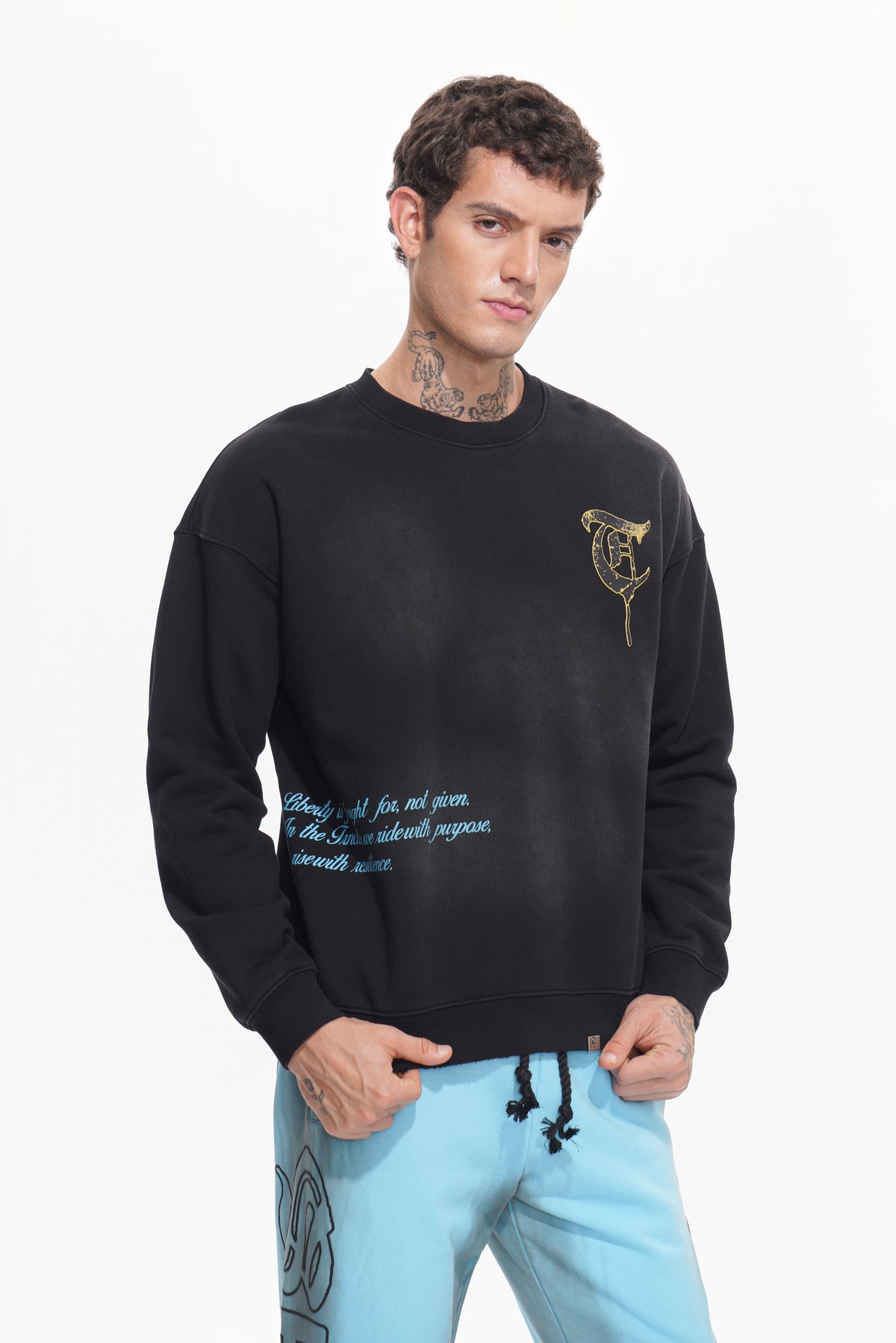 ANGELS AMOUNG VULTURE Black Sweater-