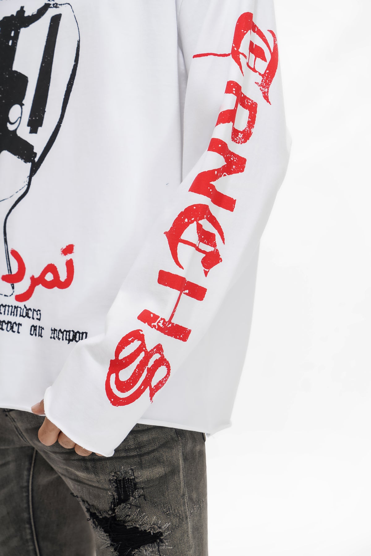 "SHADOW REBELLION" Weißes Langarmshirt