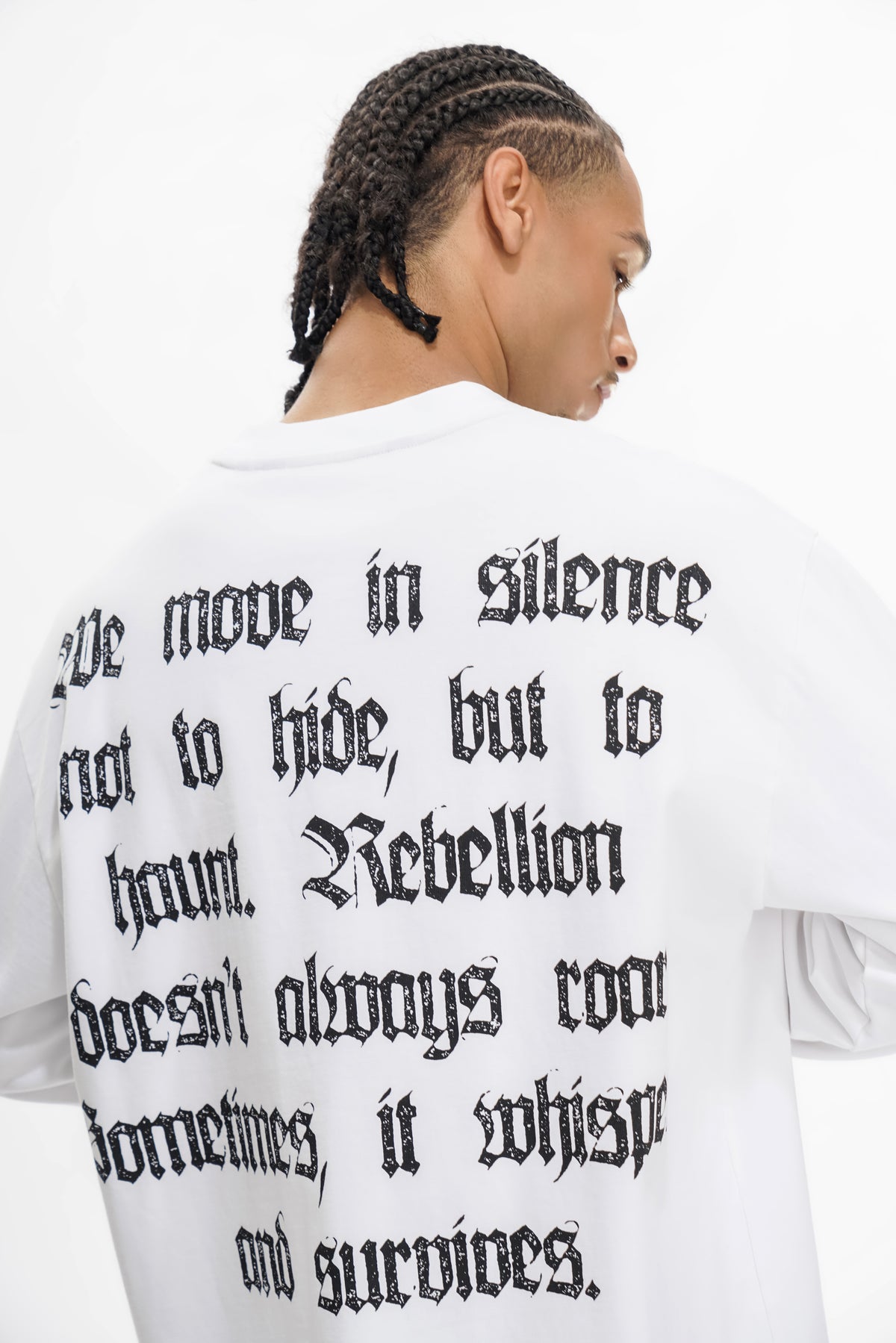 "SHADOW REBELLION" Weißes Langarmshirt