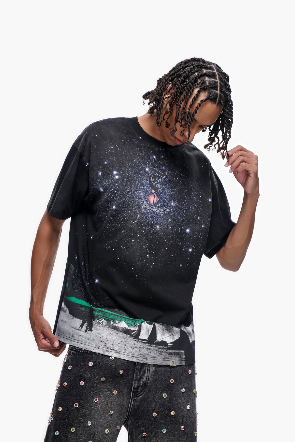 LIGHT FROM BELOW Black tee -