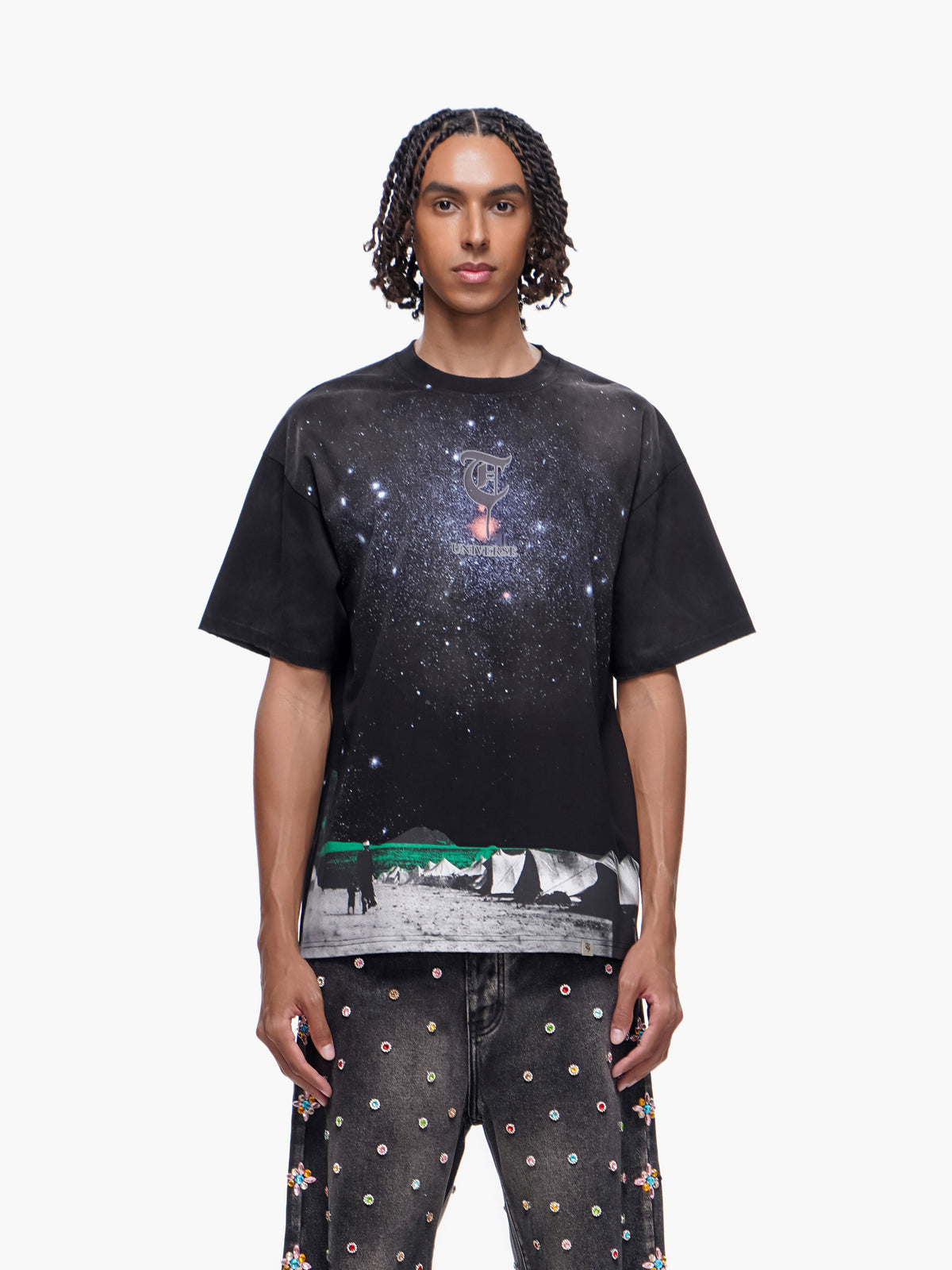 LIGHT FROM BELOW Black tee -