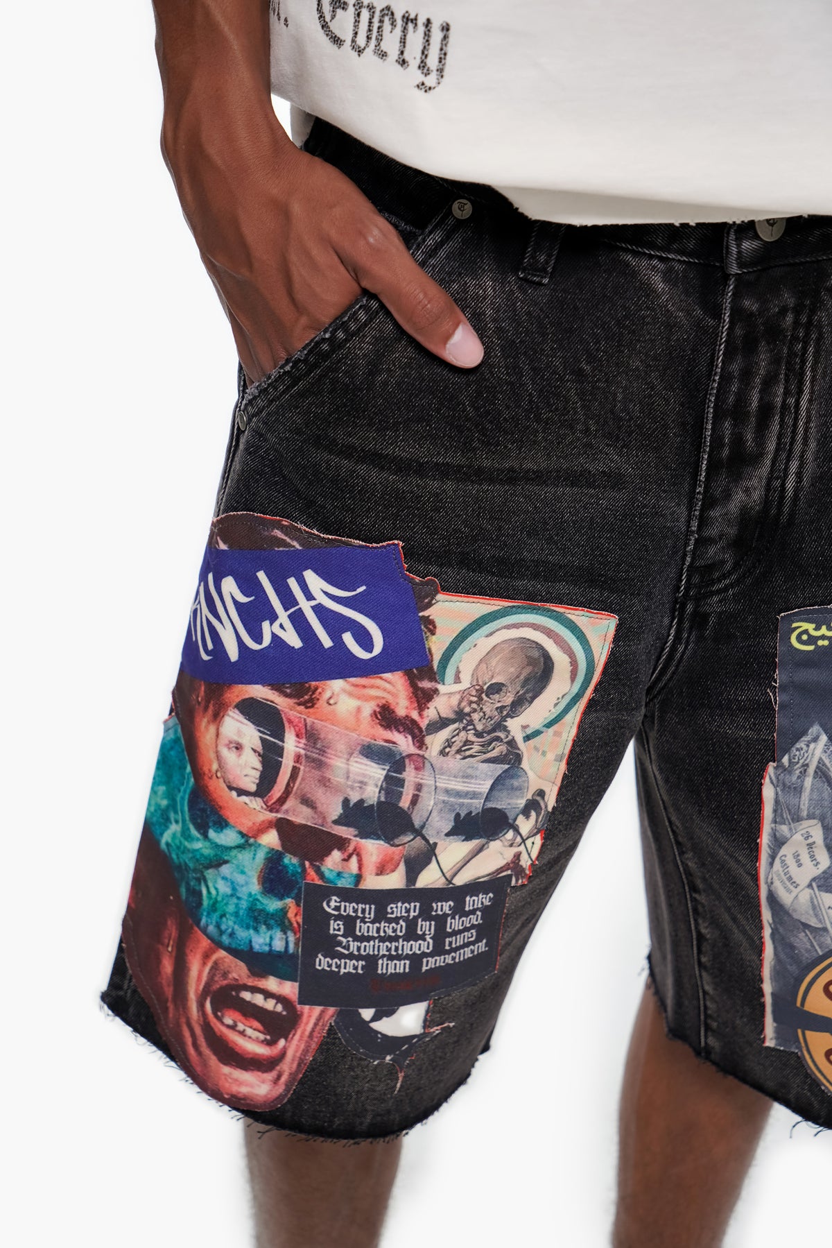 COLLAGE - Black Wash Denim Shorts -