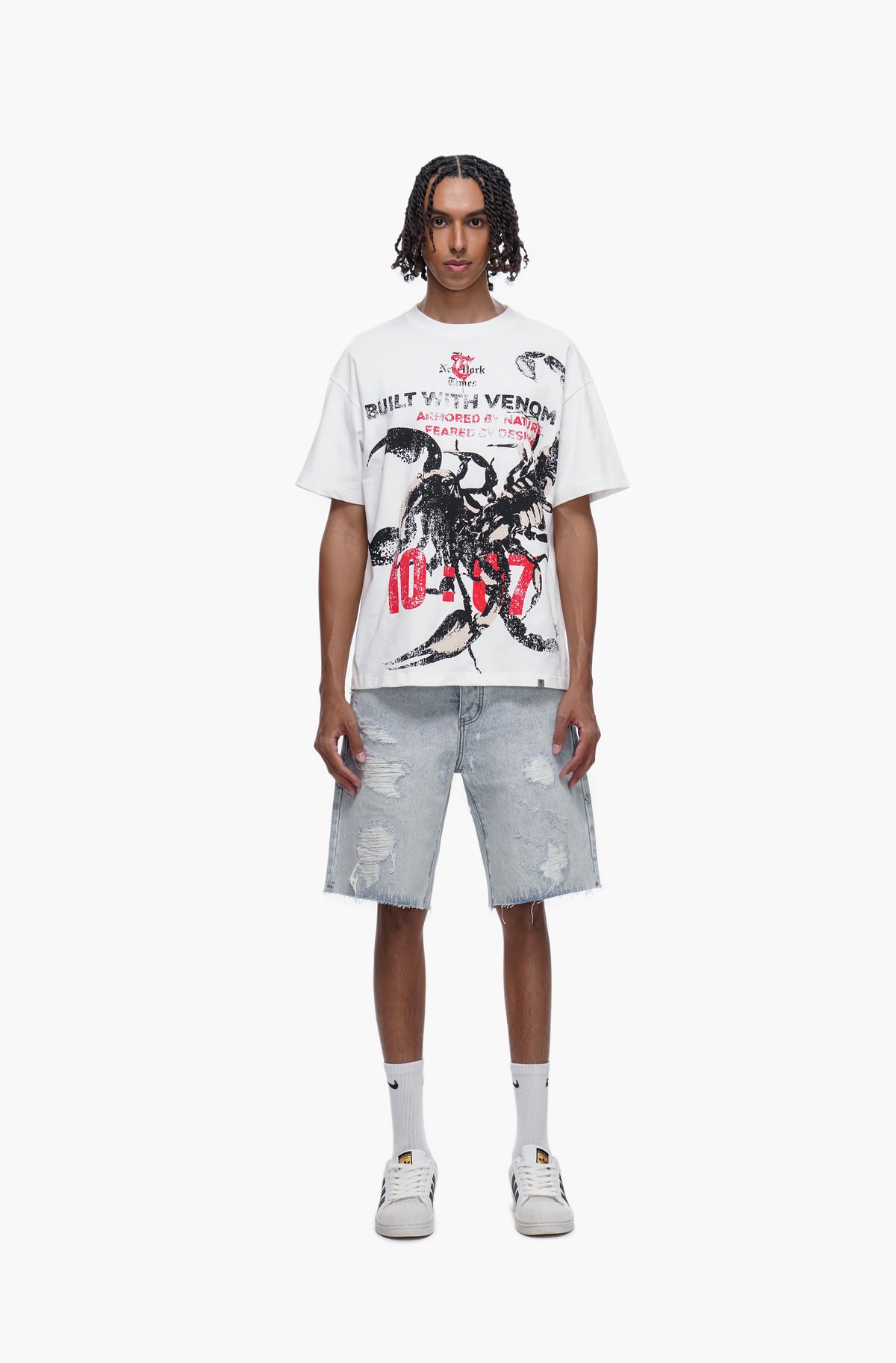 DISTRICT - Light Blue Wash Denim Shorts -