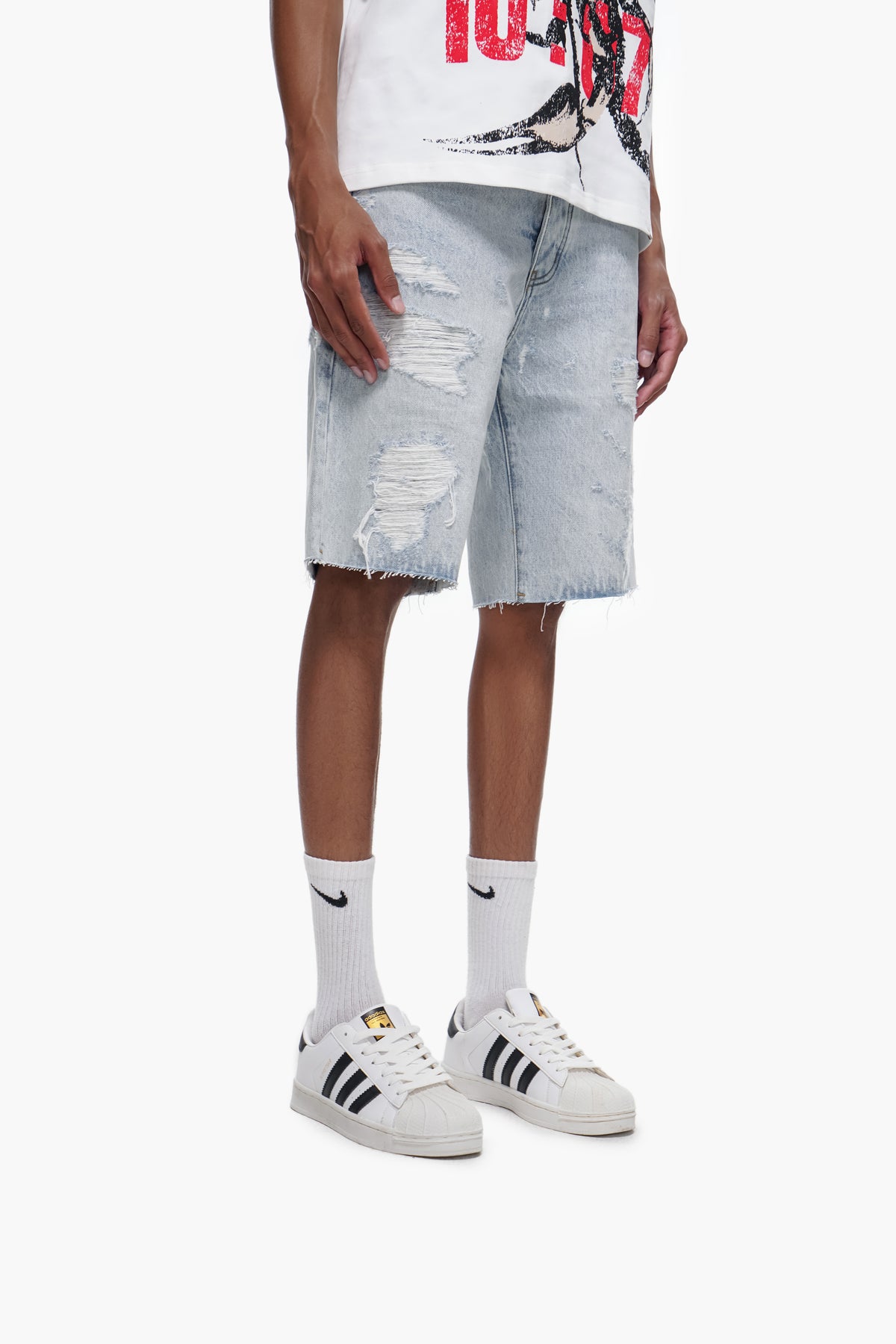 DISTRICT - Light Blue Wash Denim Shorts -
