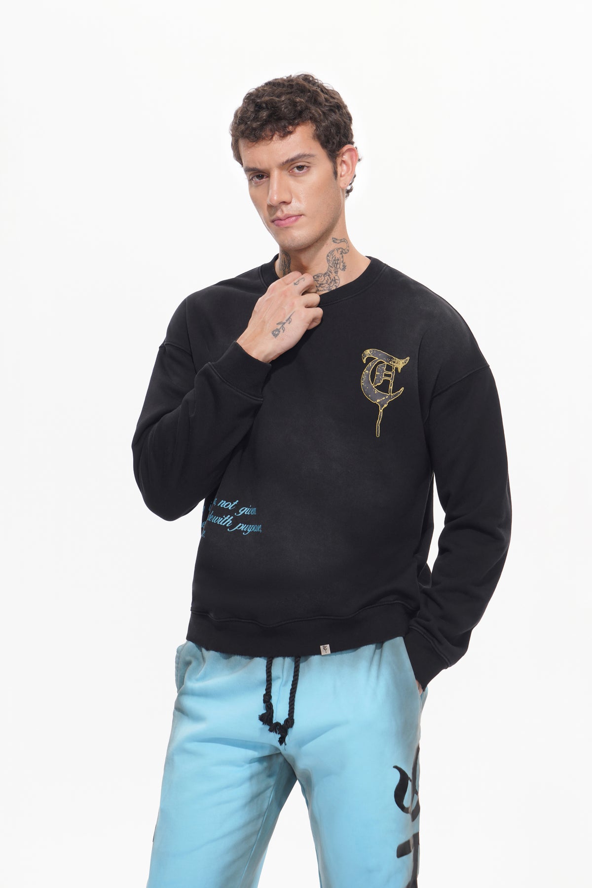 ANGELS AMOUNG VULTURE Black Sweater-