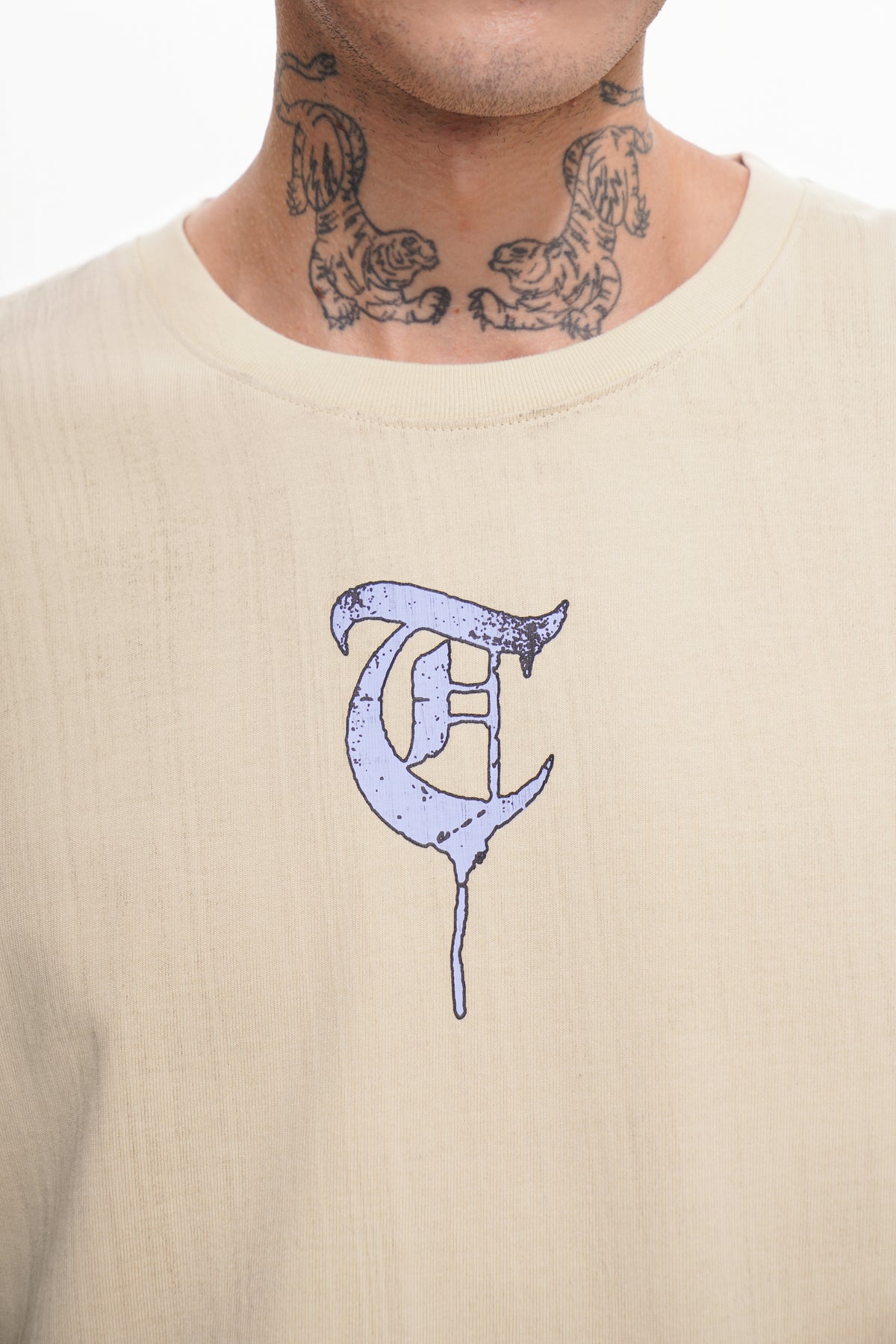BORN TO DISRUPT White/Khaki Long Sleeve-