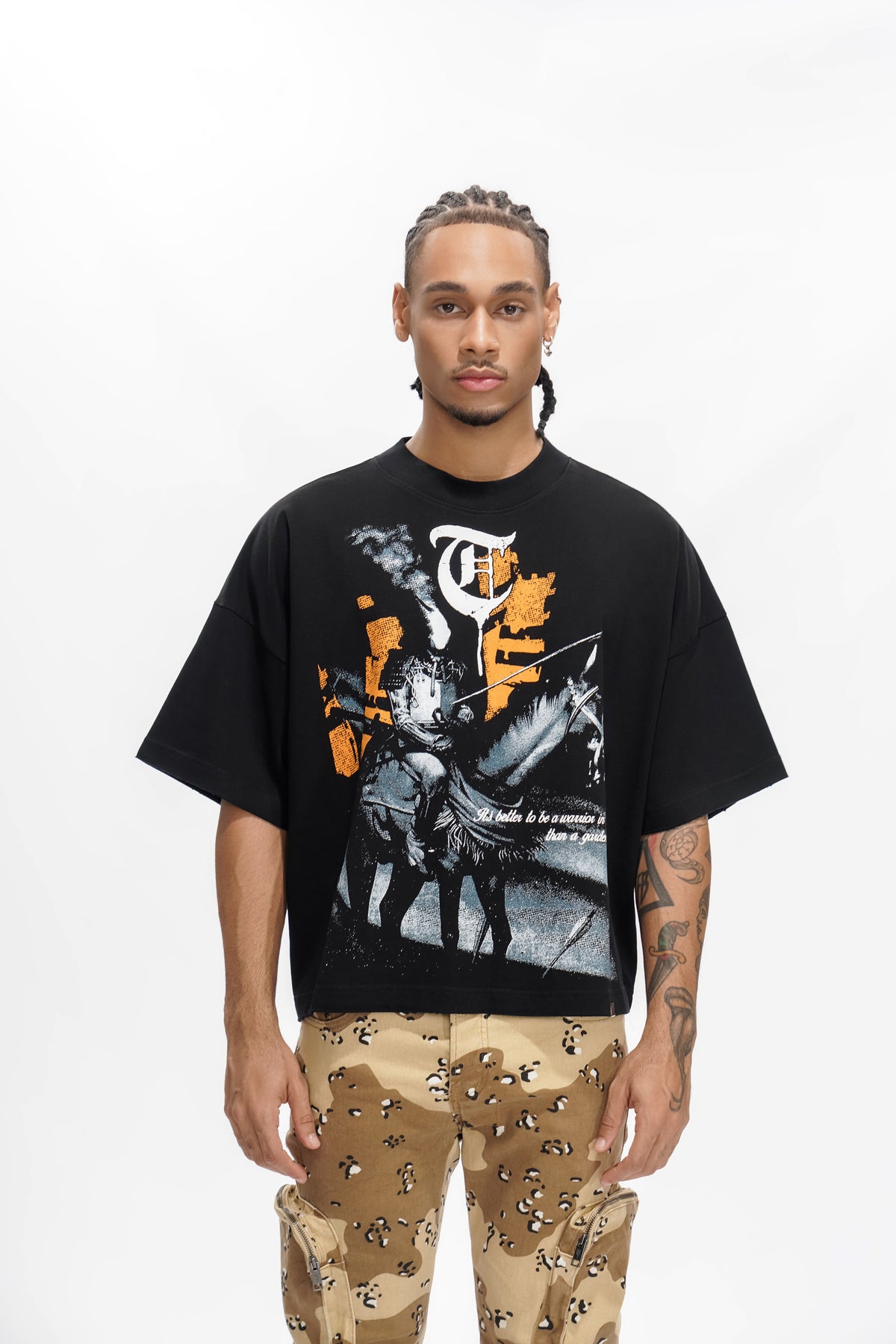 T-shirt noir GUERRIER DANS LE JARDIN